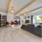 아파트 Juli Mirador