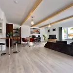 Juli Mirador