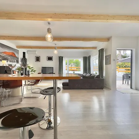 Juli Puerto de la Cruz (Tenerife)