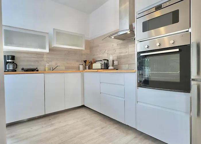 Juli Puerto de la Cruz (Tenerife)